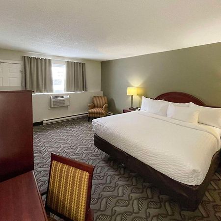 Rodeway Inn サドバリー エクステリア 写真