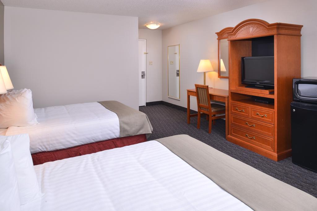 Rodeway Inn サドバリー エクステリア 写真