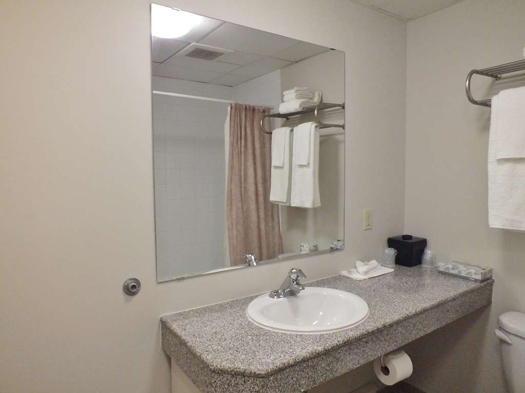 Rodeway Inn サドバリー 部屋 写真